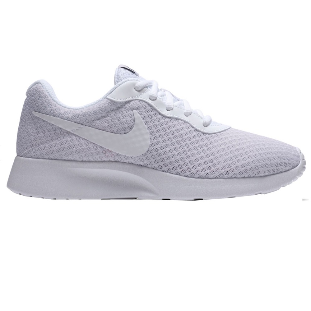 NWT White Nike Tanjun Sneakers